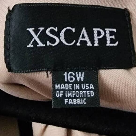 Xscape Lace Cold Shoulder Bell Sleeve Dress Black 16W - Picture 5 of 11